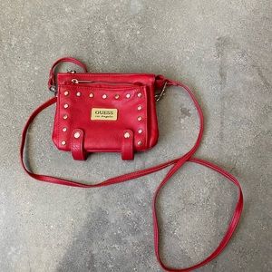 Red Guess side/cross bodybag